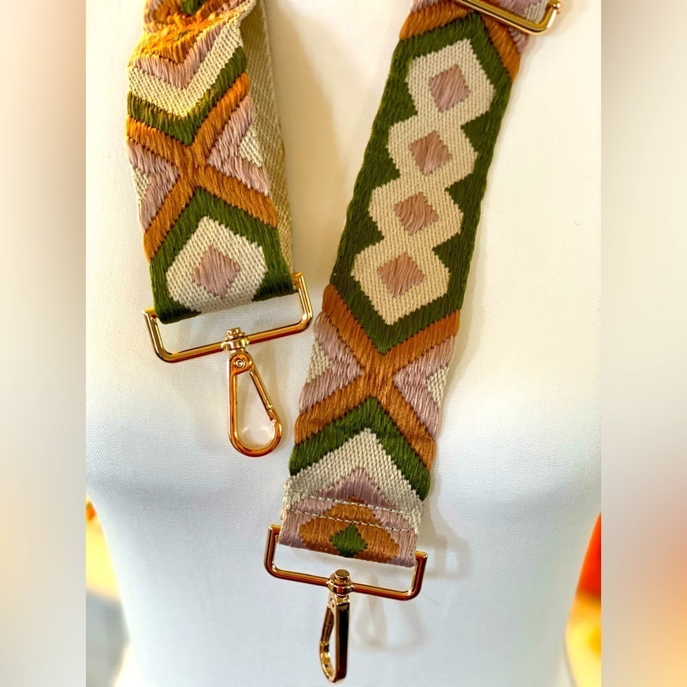 BRAND NEW! Olive-Brown Geo Crossbody Strap💚💗 ~BAG NOT INCLUDED!~